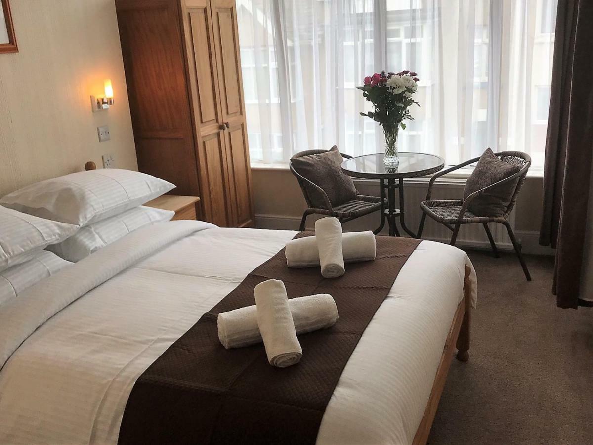 Double Room,784350435:JPEG